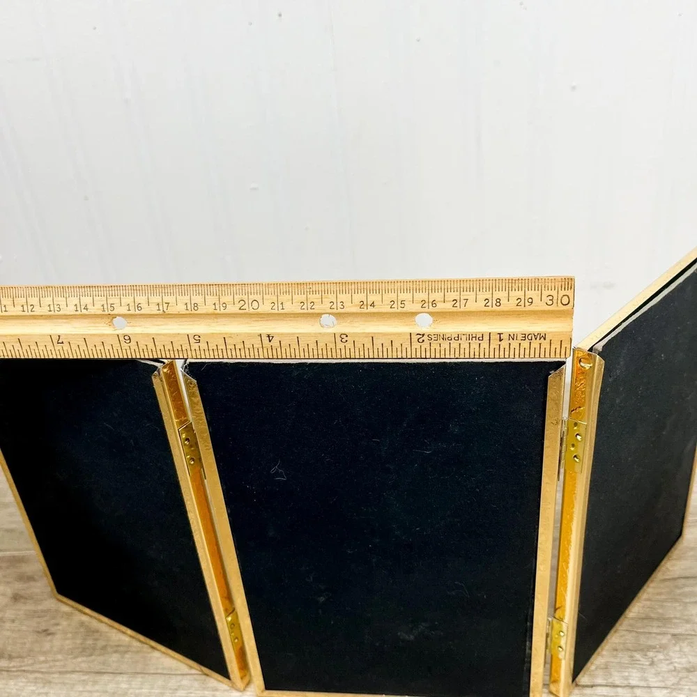 Foldable Brass MCM Photo Frame - Vintage 5x7 Inch